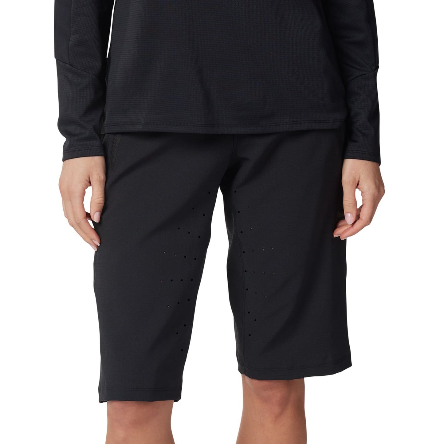 FOX DEFEND Shorts Damen Schwarz 2025