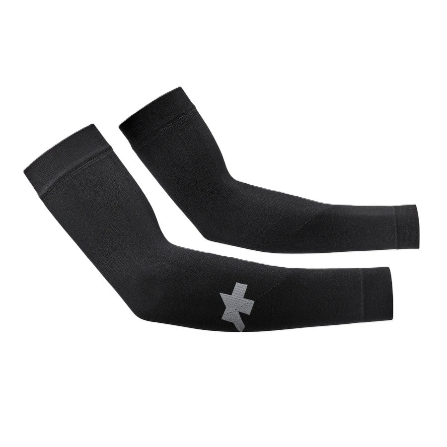 Armstulpen ASSOS SUMMER ARM UV PROTECTOR P1 Schwarz