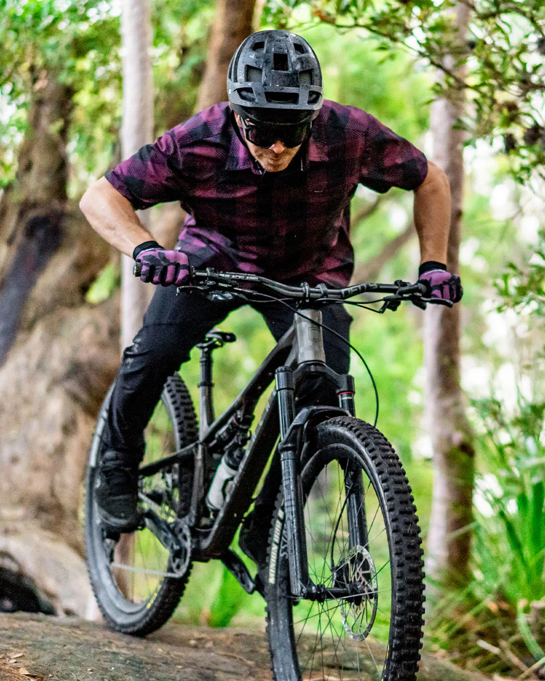 DHARCO TRAIL Handschuhe Violett/Schwarz