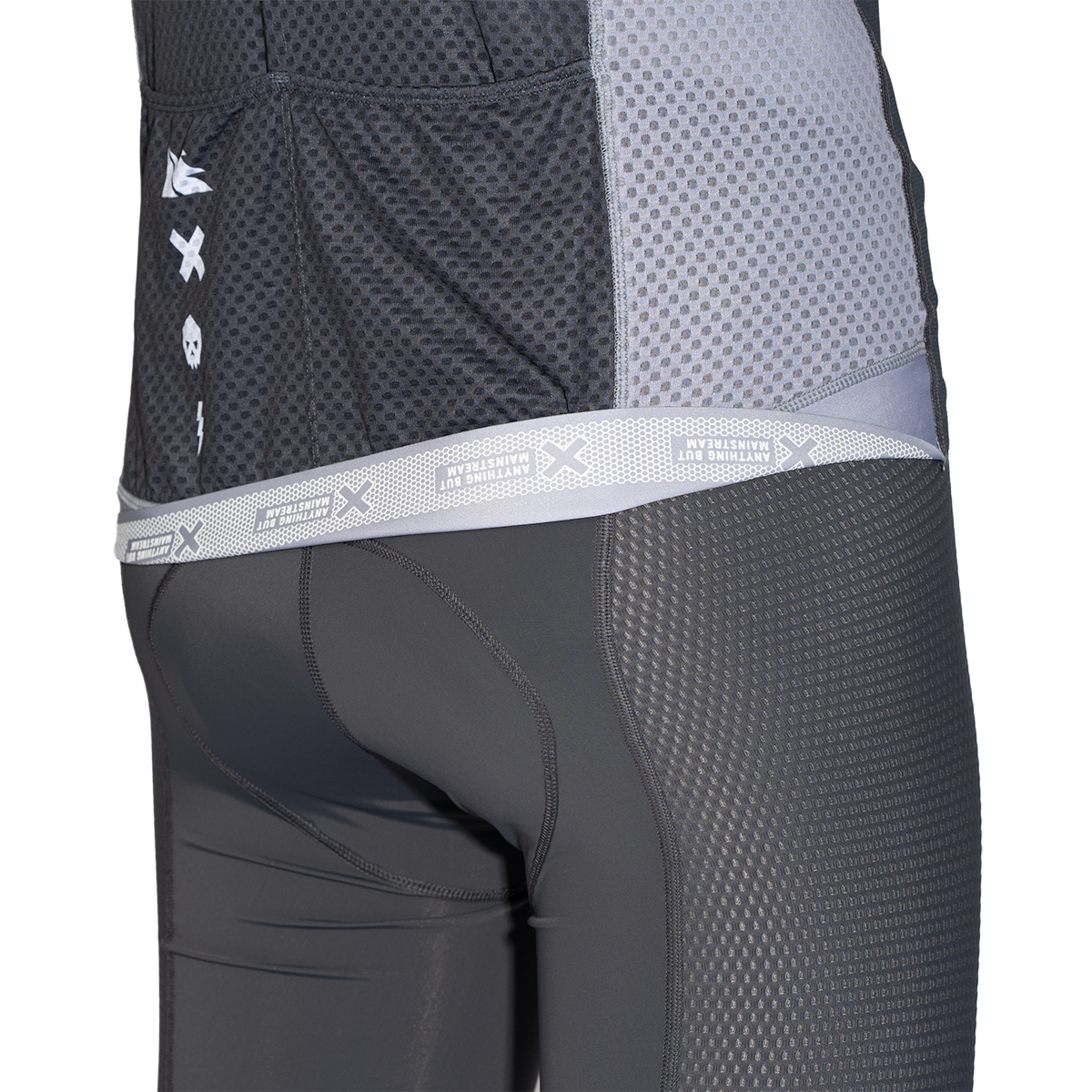 USWE VENT GRAVEL Kurzarmtrikot Schwarz