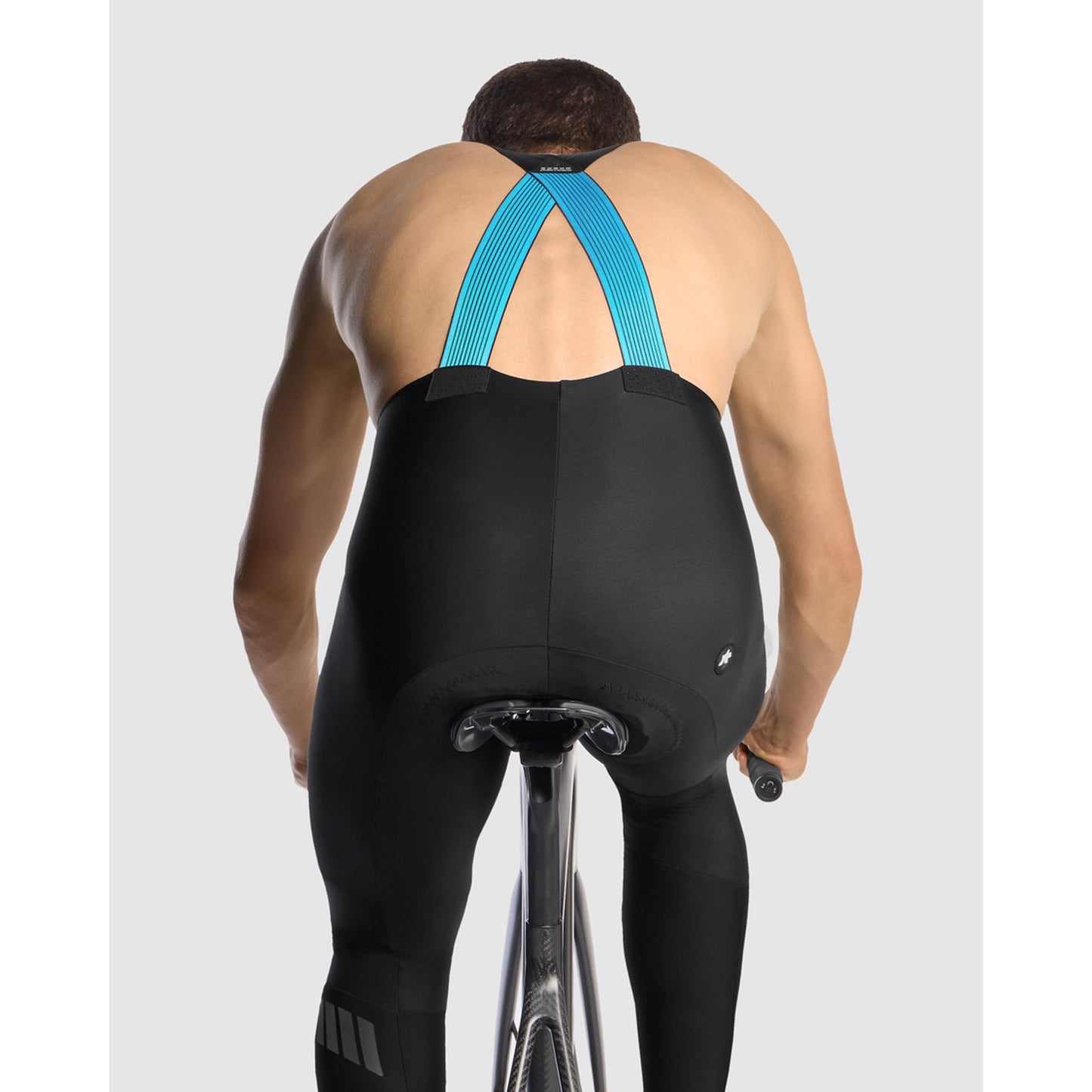 ASSOS EQUIPE R S11 Black Series Lange Trägerhose