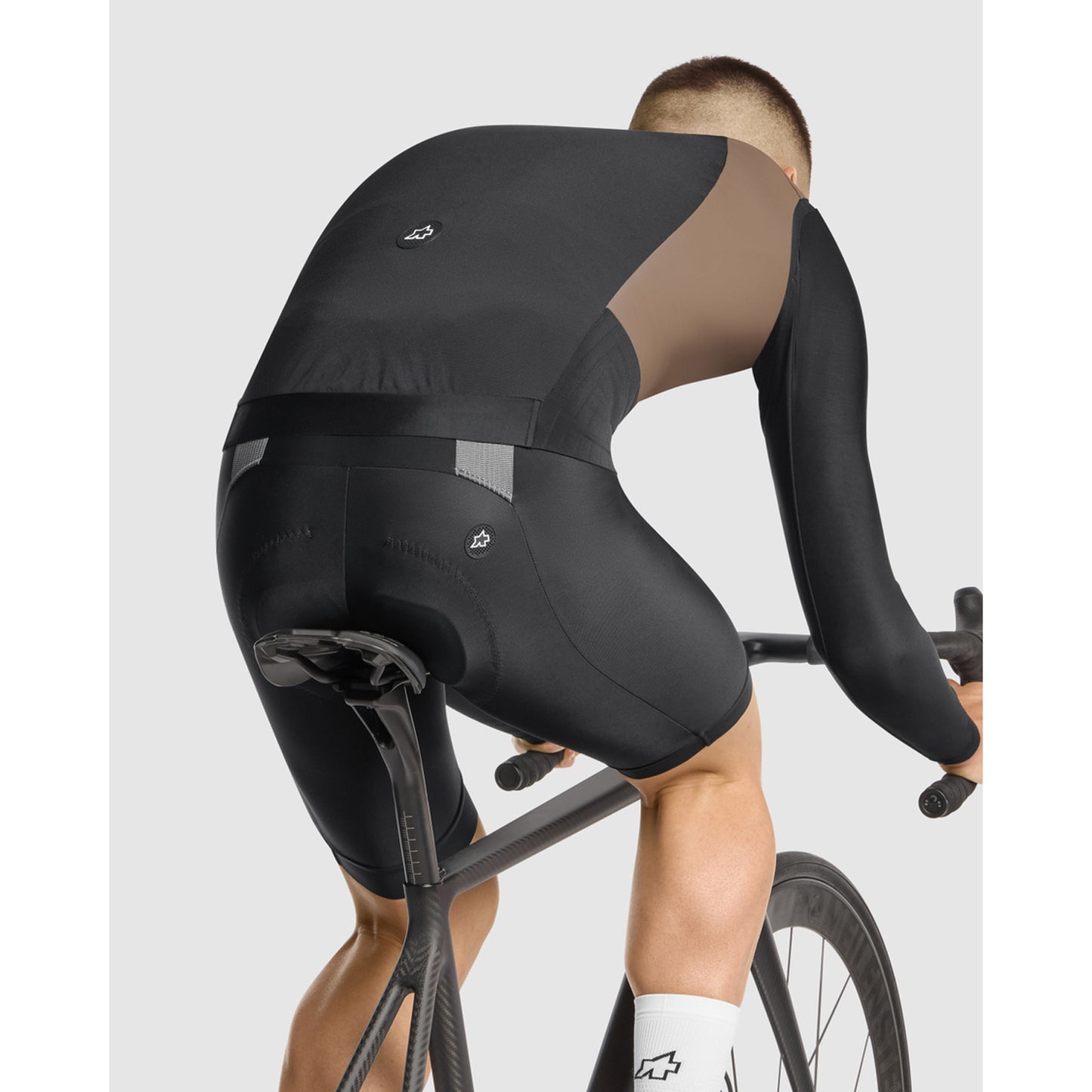 ASSOS MILLE GTS S11 Terra Sand Ärmellose Jacke