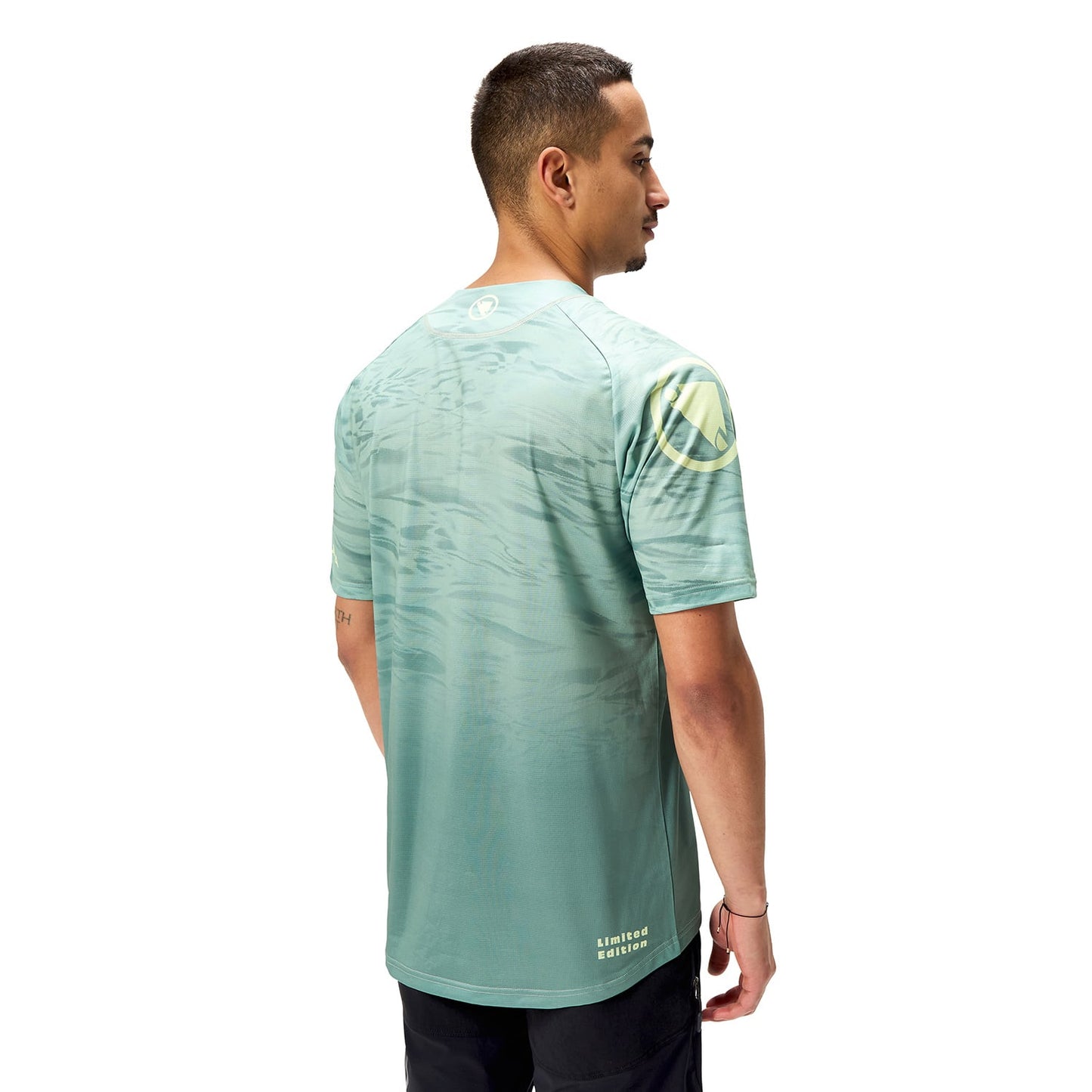 ENDURA MARBLE LTD PRINTED Kurzarmtrikot Grün 2025