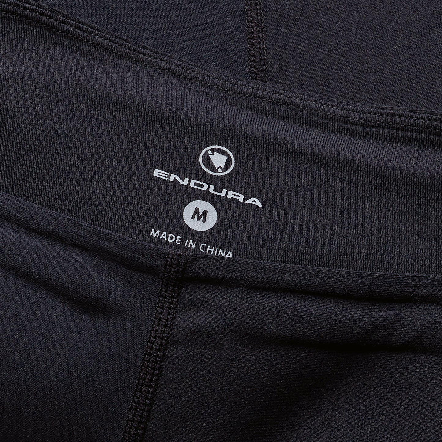 ENDURA LOOP Kurze Radlerhose Schwarz 2025