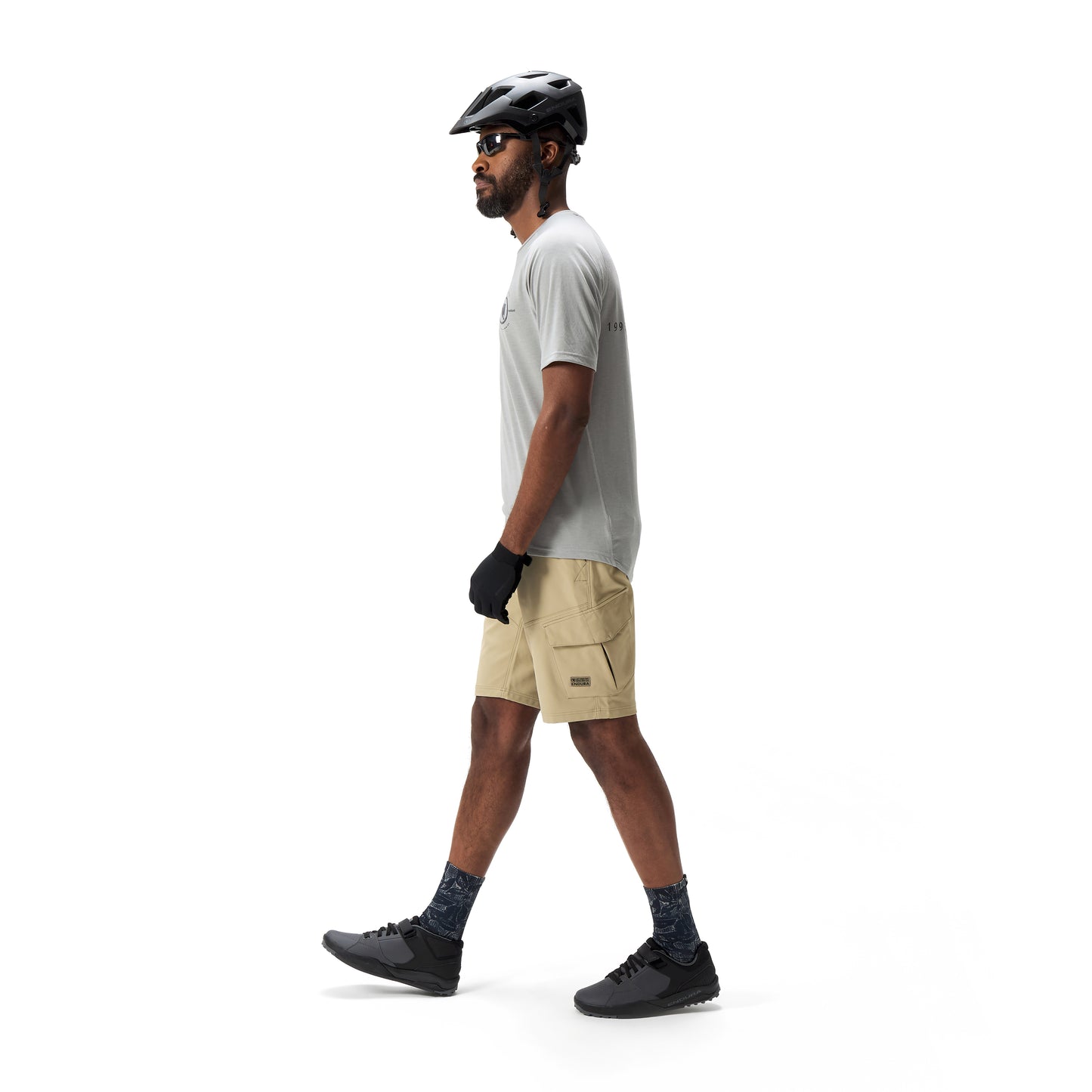 Shorts ENDURA LOOP CARGO Beige/Grün 2025