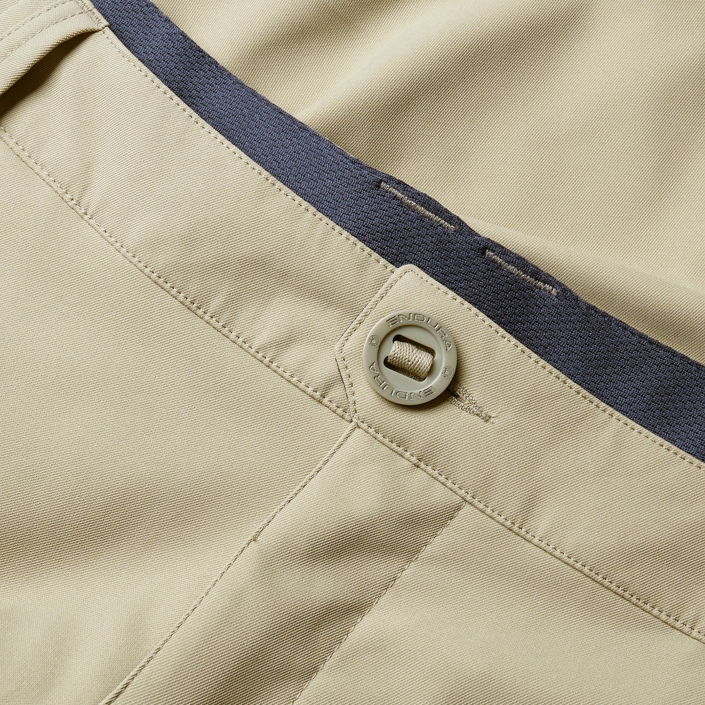 Shorts ENDURA LOOP CARGO Beige/Grün 2025