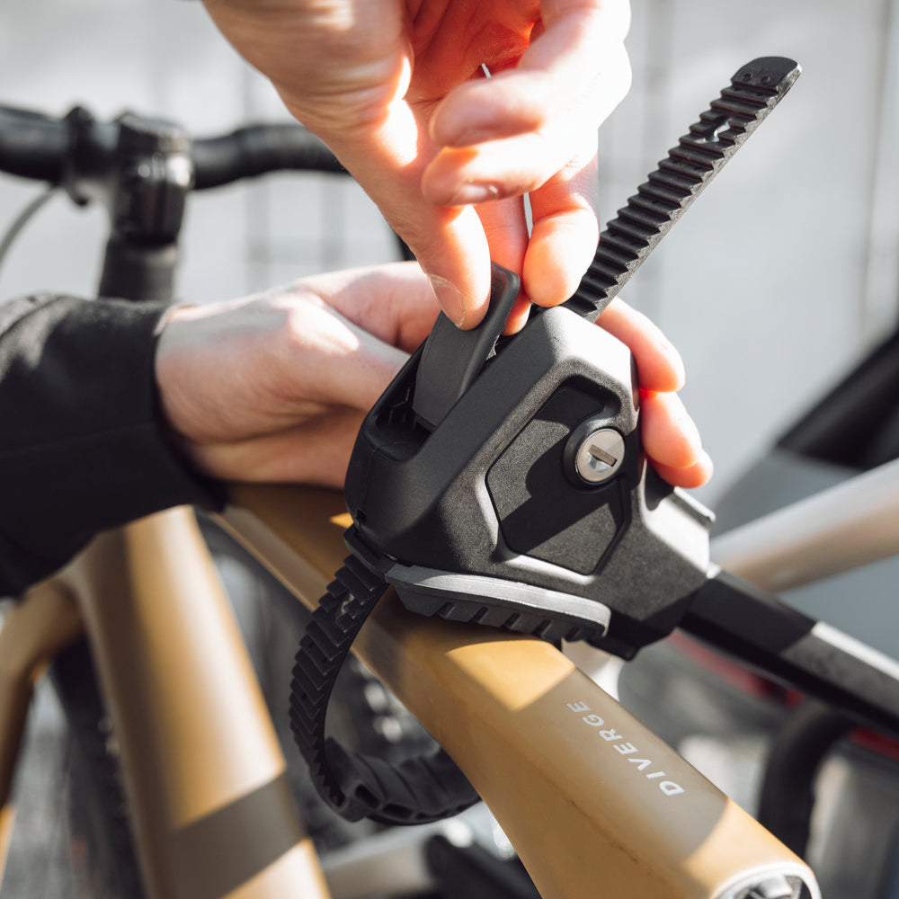 Fahrradträger THULE EASYFOLD 3 auf 3-Fahrrad-Anhängerkupplung