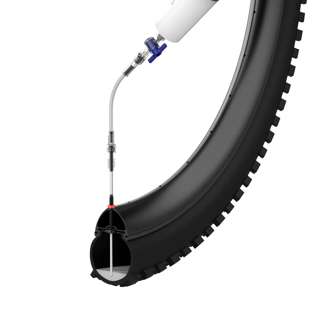 Spritze für KOM CYCLING Präventivflüssigkeit Alu-Ventil
