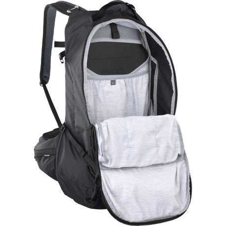EVOC TRAIL PRO BLACKLINE 26 L Rucksack mit Rückenplatte Schwarz