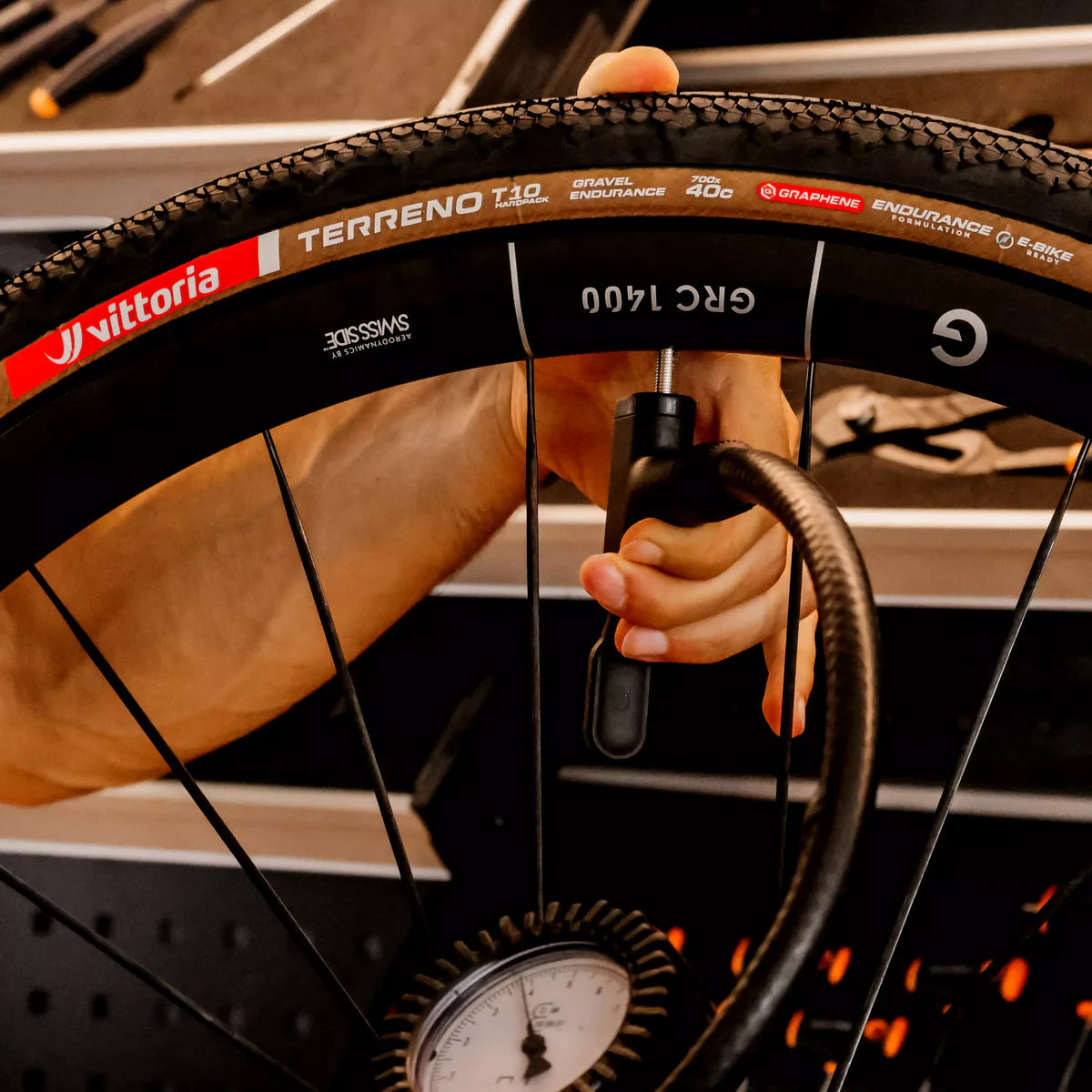 Reifen VITTORIA TERRENO T10 HARDPACK 700x40c Gravel Endurance Tubeless Ready Weich Braun