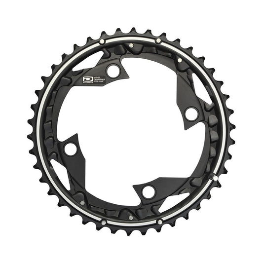 Äußeres Kettenblatt SHIMANO DEORE M610 10-fach, 4-Loch, 104 mm — Ansicht des Kettenblatts vor weißem Hintergrund