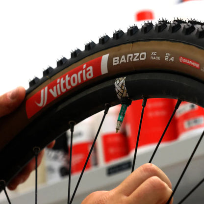 Reifen VITTORIA BARZO XC RACE 29x2.4 Graphene/Silica Tubeless Ready Faltreifen Beige