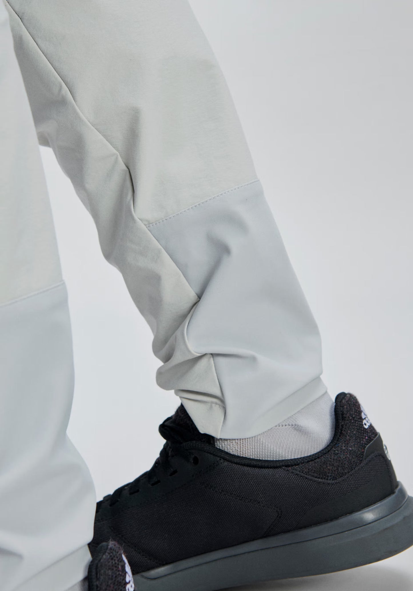 POC MOTION Hose Frau Grau