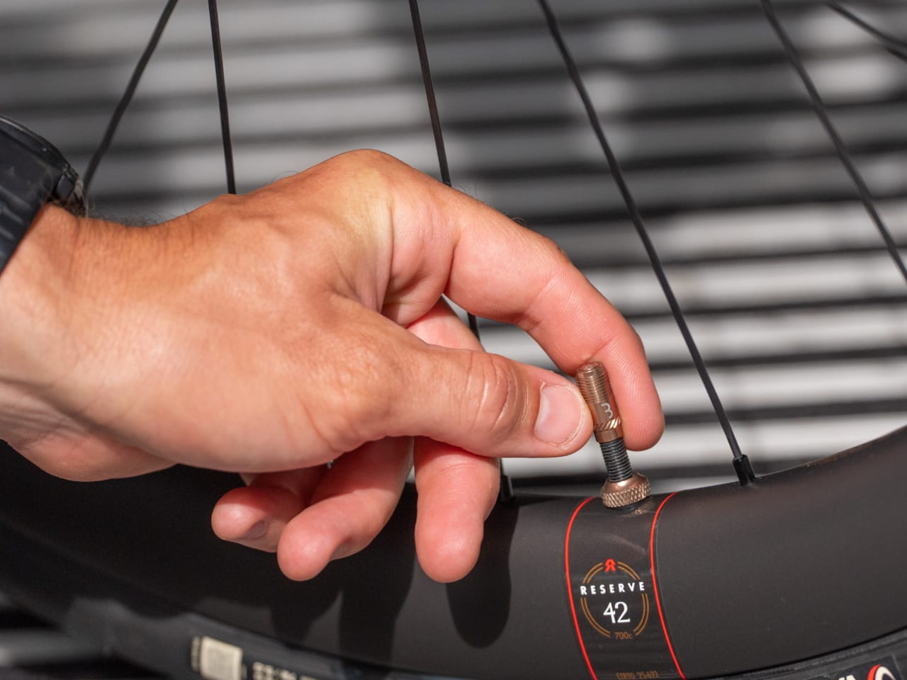 2er-Set BBB CORE CAP Ventile mit Nippeln Bronze