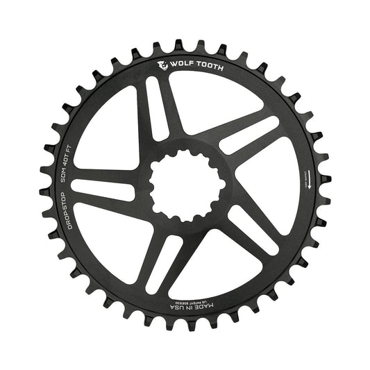 Einfach-Kettenblatt WOLF TOOTH 10/11/12-fach Sram Direct Mount, 6 mm Versatz, Schwarz — Kettenblatt auf weißem Hintergrund