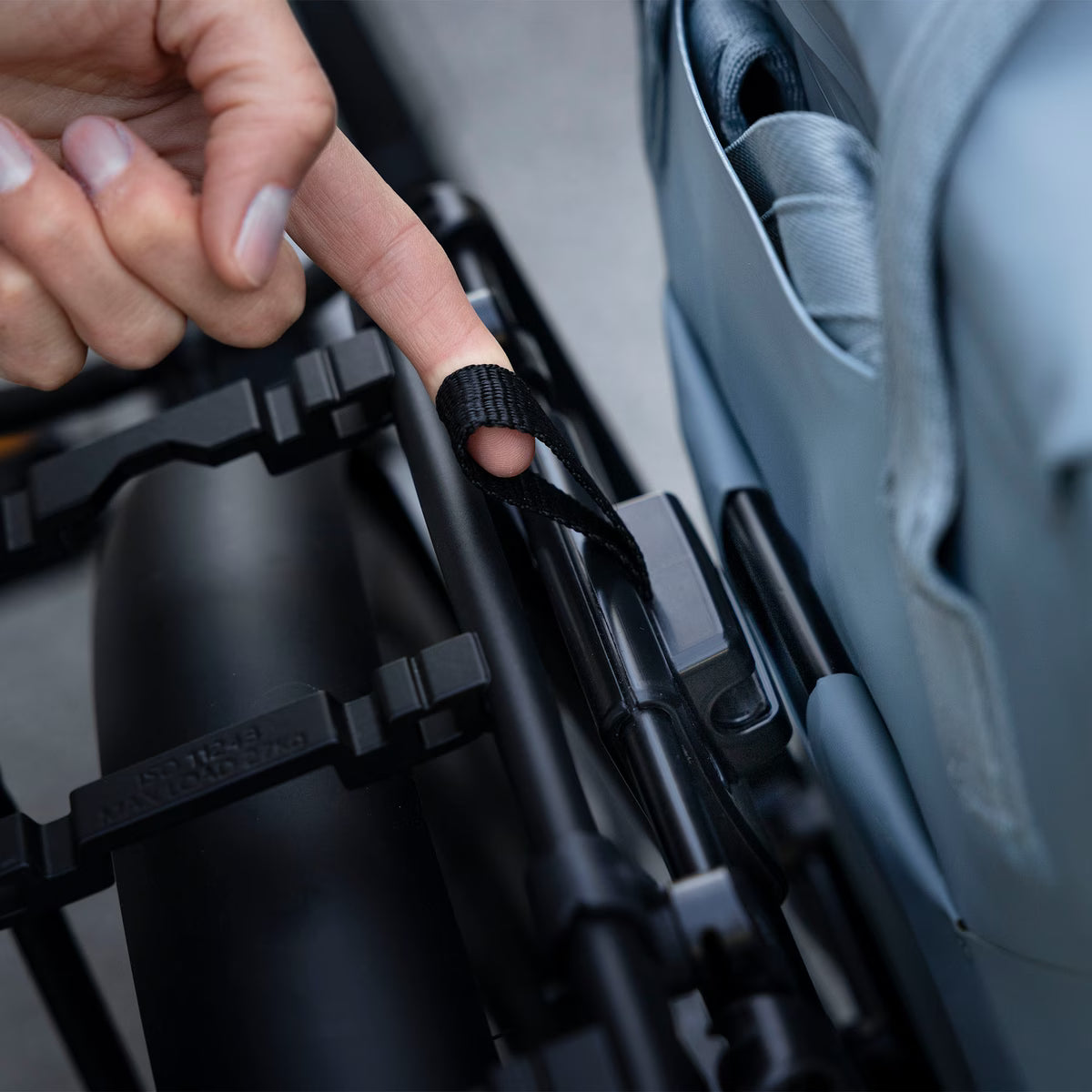 THULE INLOCK Taschenhalterung für TOUR RACK Inlock