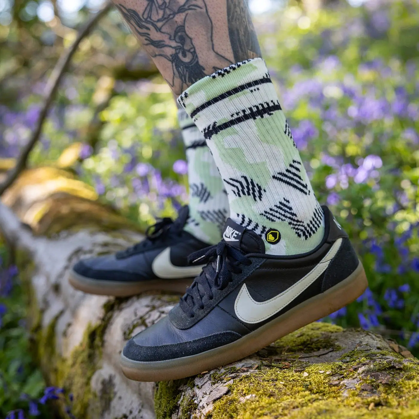 BURGTEC PATTERNED Socken Weiß/Grün