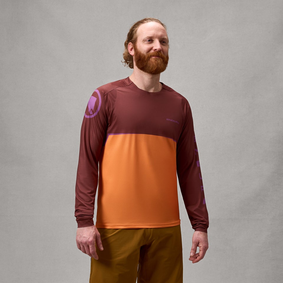 ENDURA SINGLETRACK CORE PRINTED Langarm-Mountainbike-Trikot End Orange