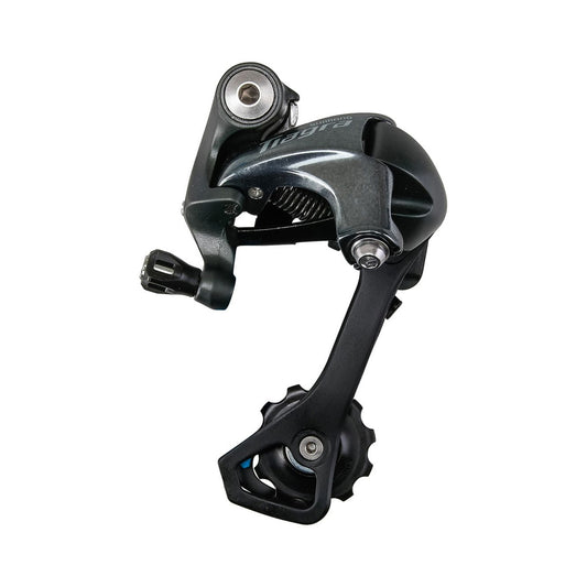 SHIMANO TIAGRA 4700-GS Schaltwerk, 10-fach, mittellanger Käfig – Produktansicht auf weißem Hintergrund
