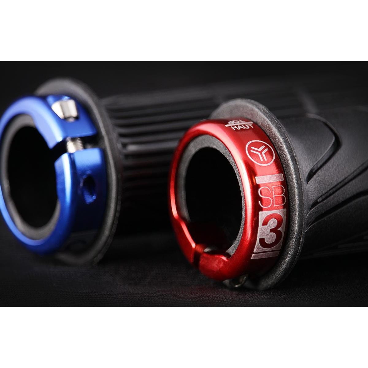 Grips SB3 HORNET Lock-On Schwarz/Rot