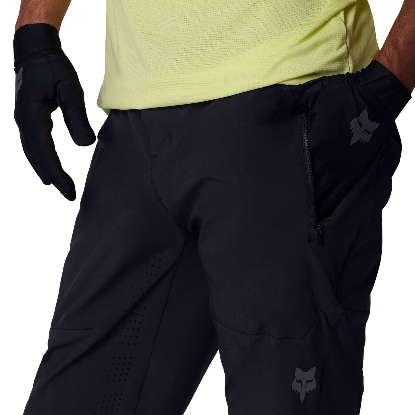 FOX FLEXAIR Shorts Schwarz 2026