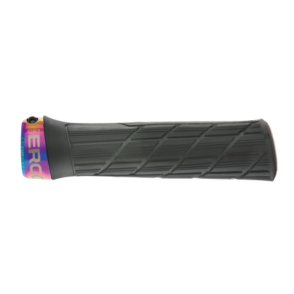 ERGON GE1 EVO Factory Slim Griffe in Stealth Frozen Schwarz mit Oil-Slick-Klemmringen – Detailansicht