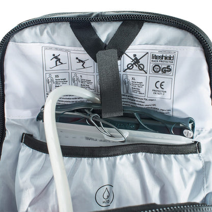 Rucksack mit integriertem Rückenprotektor EVOC PROTECTOR FR ENDURO BLACKLINE 16 Schwarz