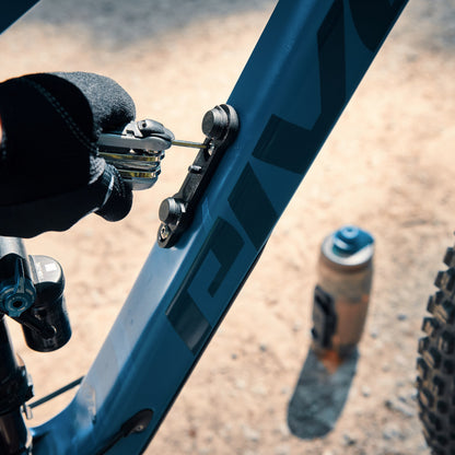 Basis für Flaschenhalter FIDLOCK TWIST BIKE BASE Schwarz