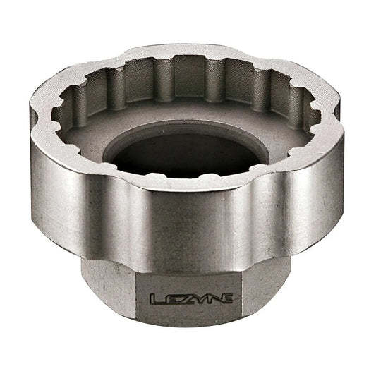 Demontage des LEZYNE SOCKET DRIVER Tretlagergehäuses