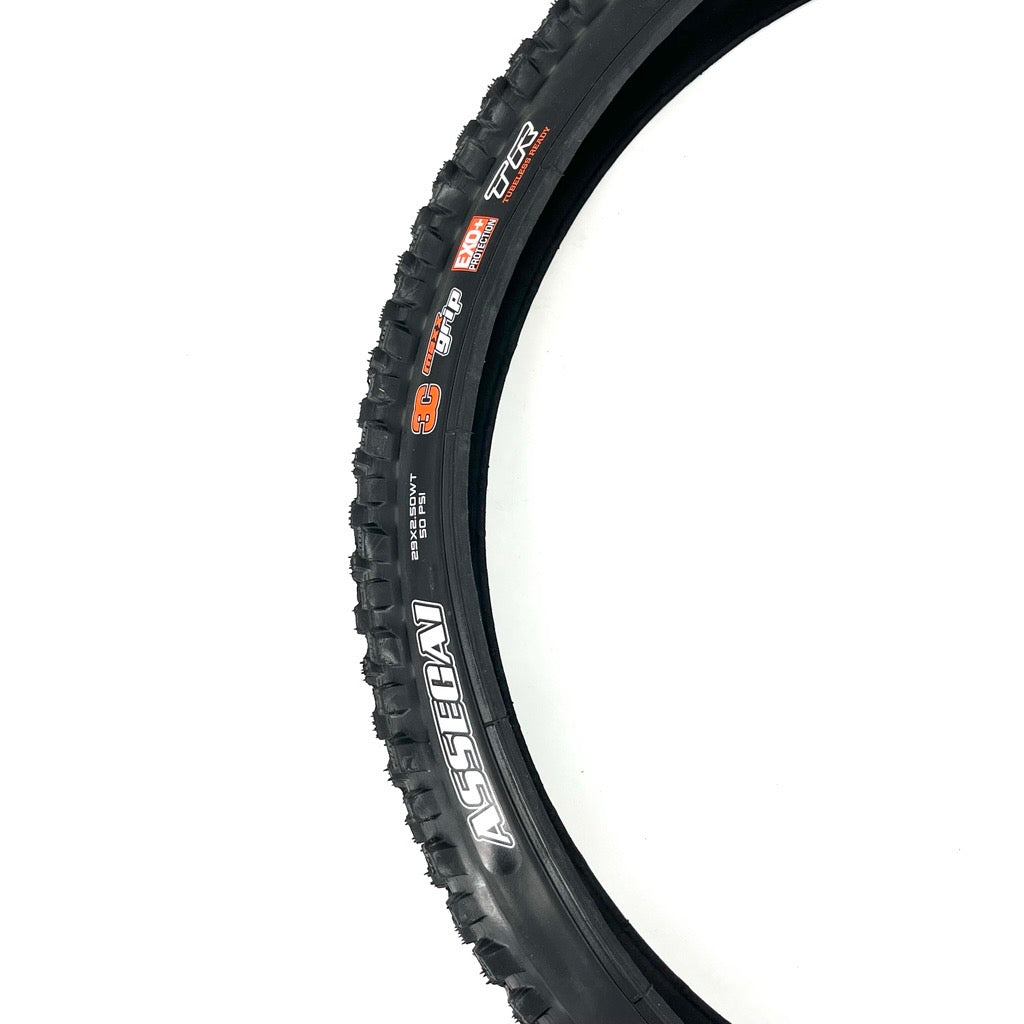 Reifen MAXXIS ASSEGAI 29x2.50 WT Exo+ 3C MaxxGrip Tubeless Ready Weich Schwarz