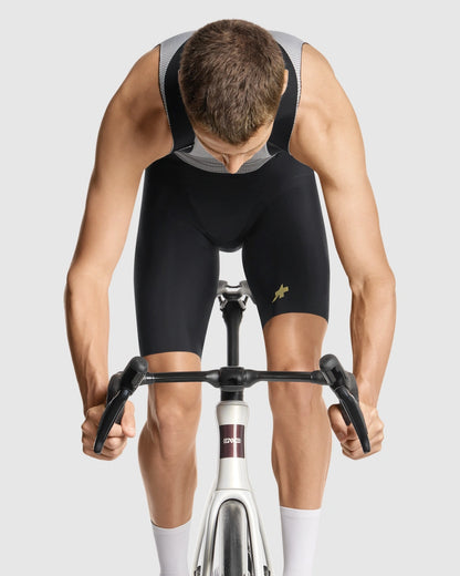 Kurze Trägerhose ASSOS MILLE GTO S11 Regular Schwarz