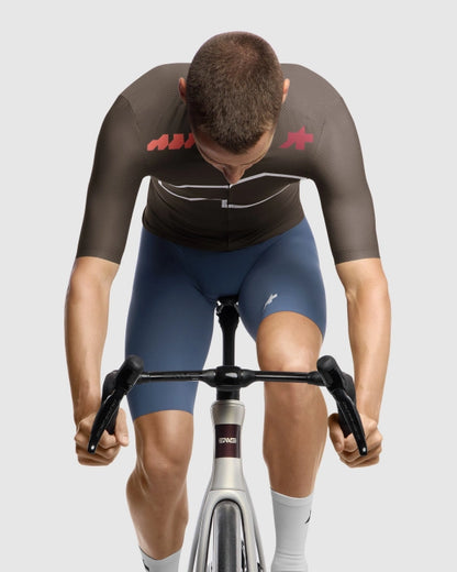 Trikot ASSOS EQUIPE R S11 We are the A Kurzarm Braun