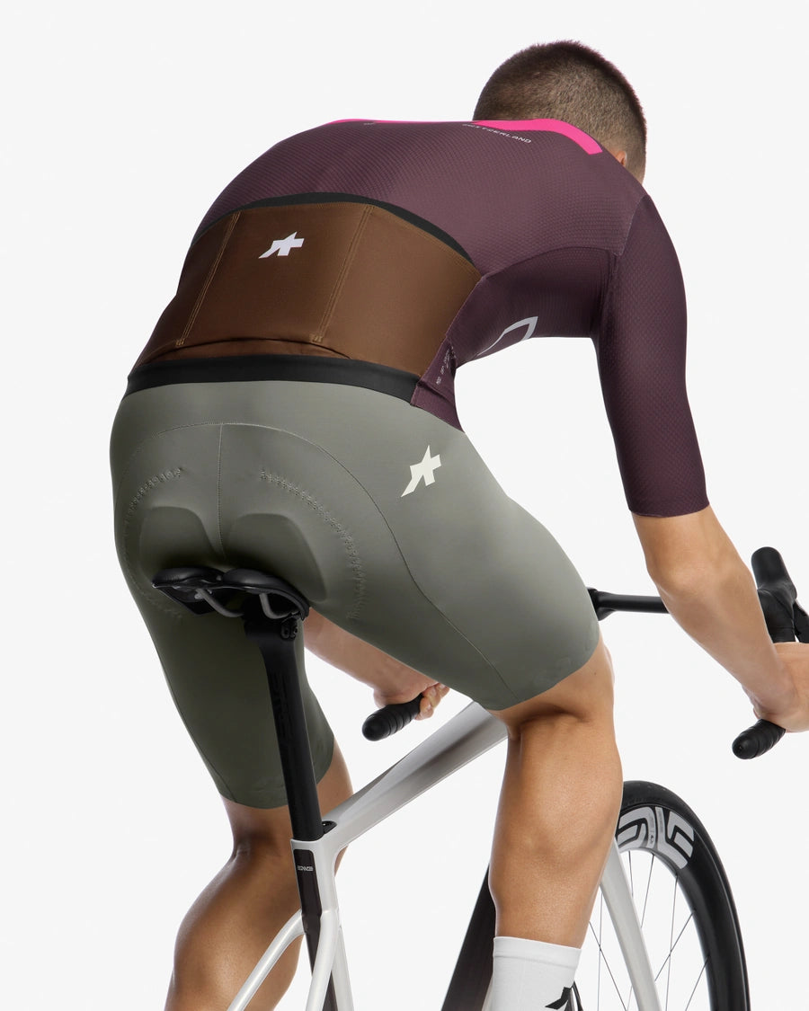 ASSOS EQUIPE EQUIPE R S11 We are the A Trikot Kurzarm Rot