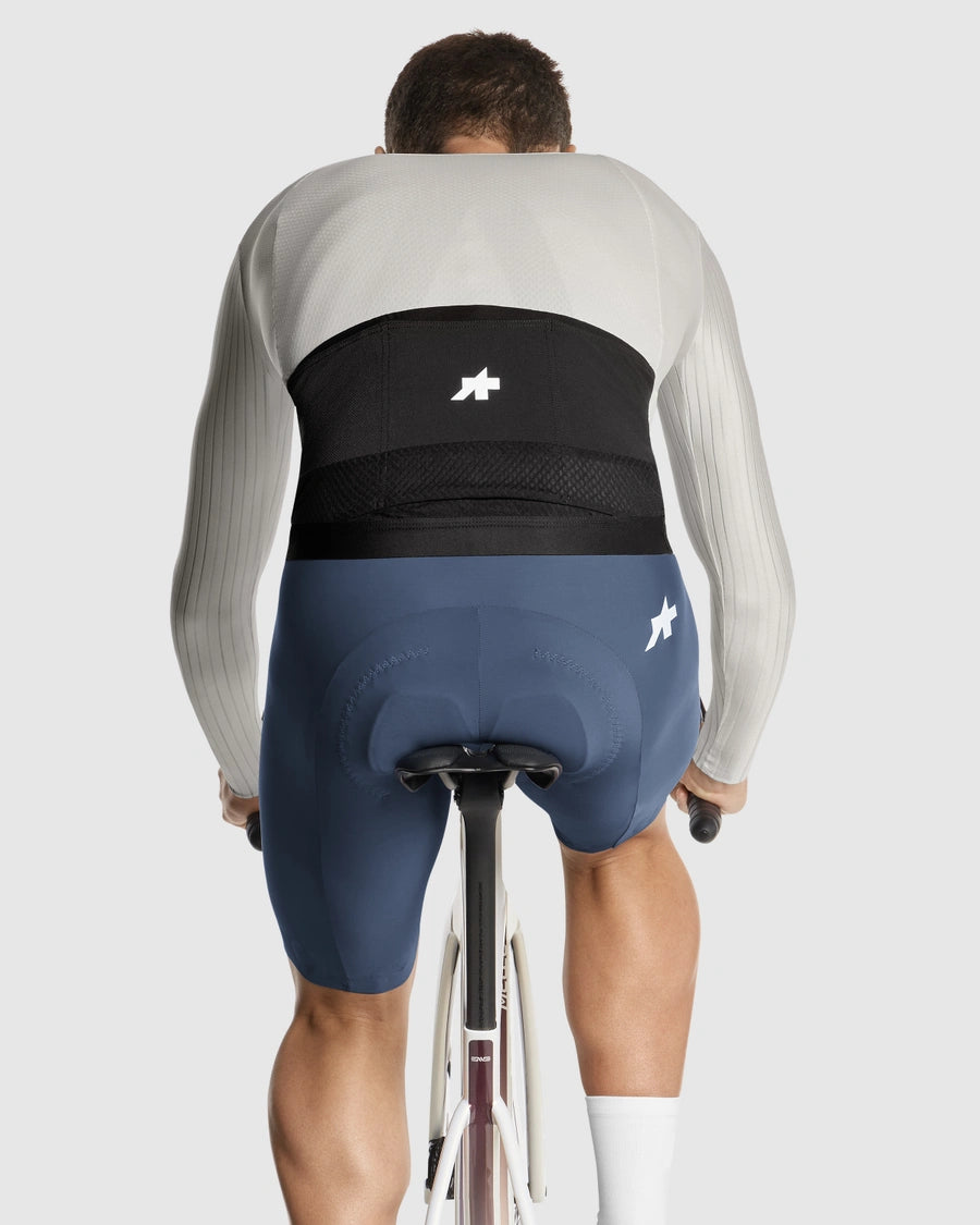 ASSOS EQUIPE RS S11 Langarm Trikot Almond Milk