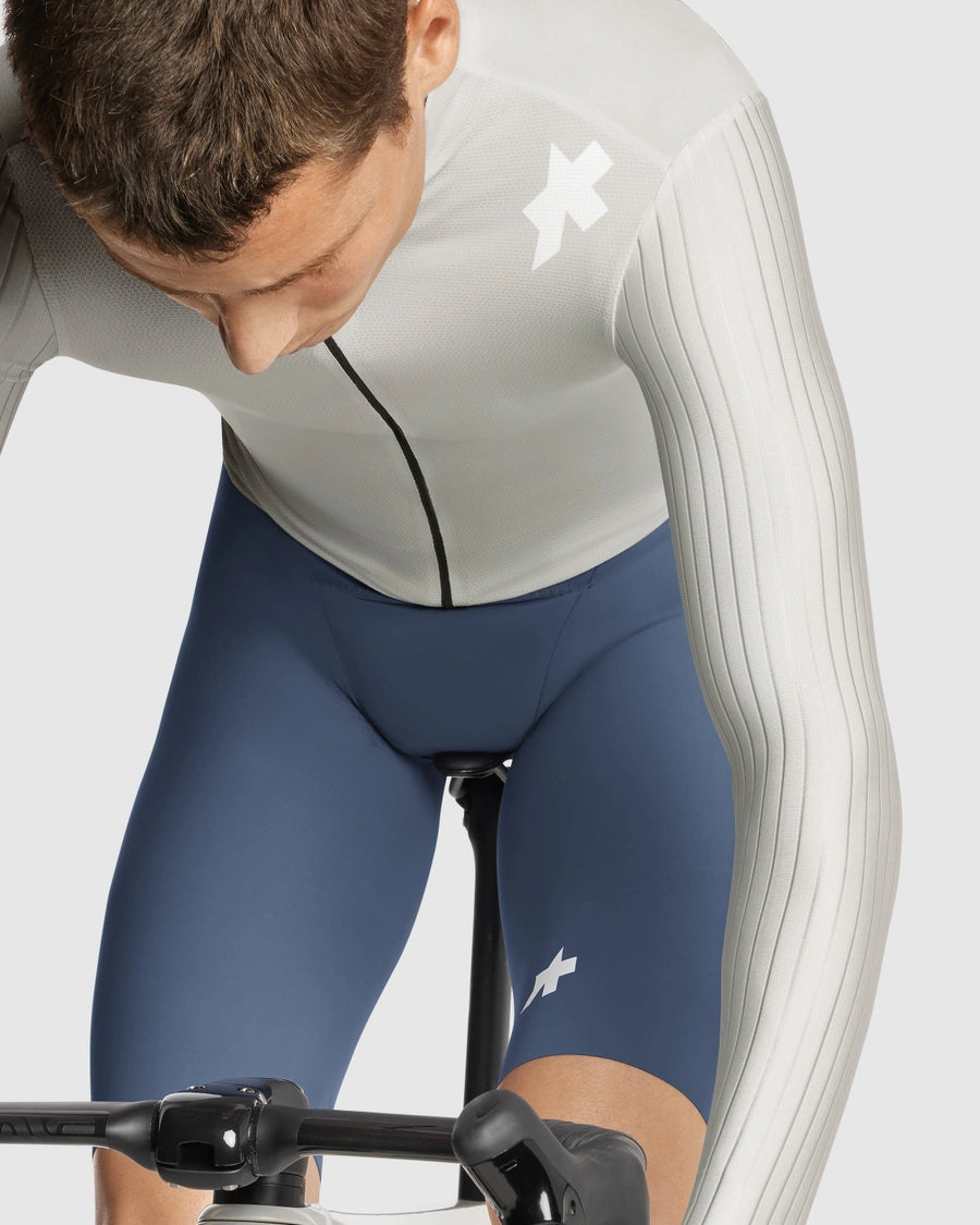 ASSOS EQUIPE RS S11 Langarm Trikot Almond Milk