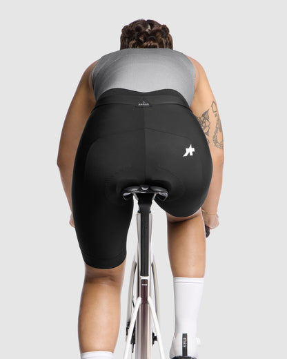 Kurze Radhose ASSOS UMA GT HALF S11 LONG Damen Schwarz