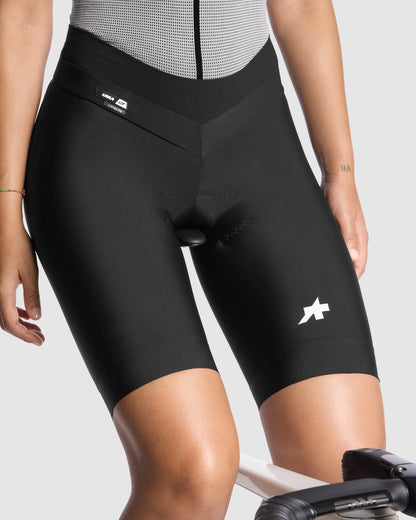 Kurze Radhose ASSOS UMA GT HALF S11 LONG Damen Schwarz