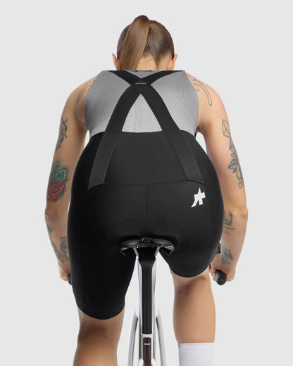 Kurze Radhose mit Trägern ASSOS UMA GT S11 Damen Schwarz