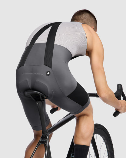 Kurze Trägerhose ASSOS TACTICA KIESKAFER GRAVEL T5 Grau