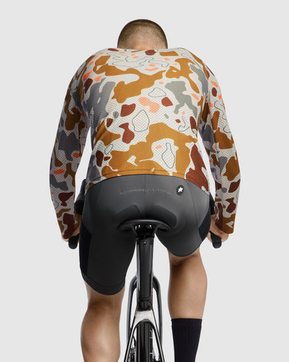 Langarmtrikot ASSOS TACTICA T5 MUD FLAGE Camo
