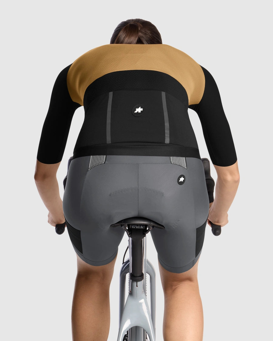 ASSOS TACTICA POST RIDE T5 Damen Classic Clay Trikot mit kurzen Ärmeln