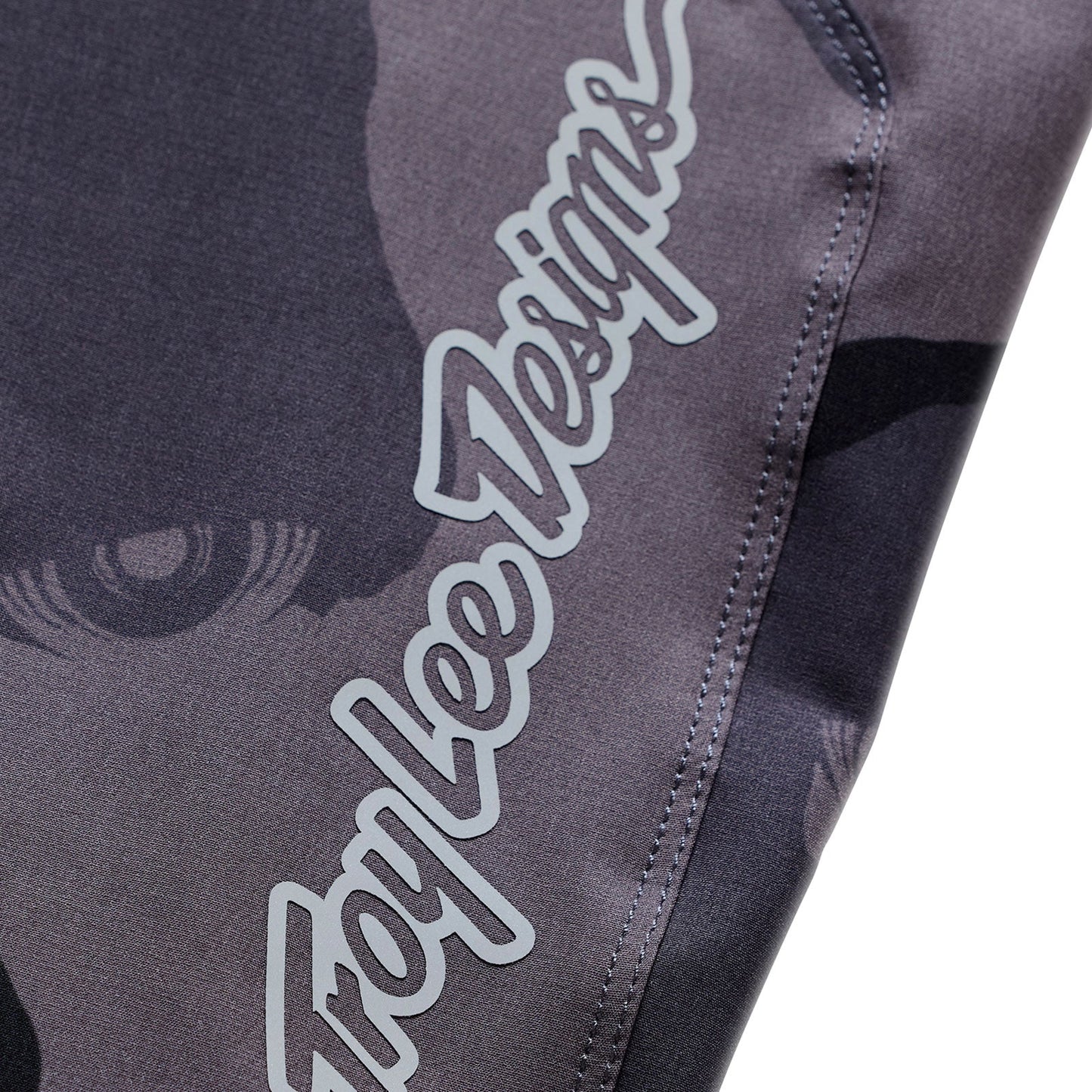 TROY LEE DESINS SKYLINE PRO FLOW CAMO Carbon Hose