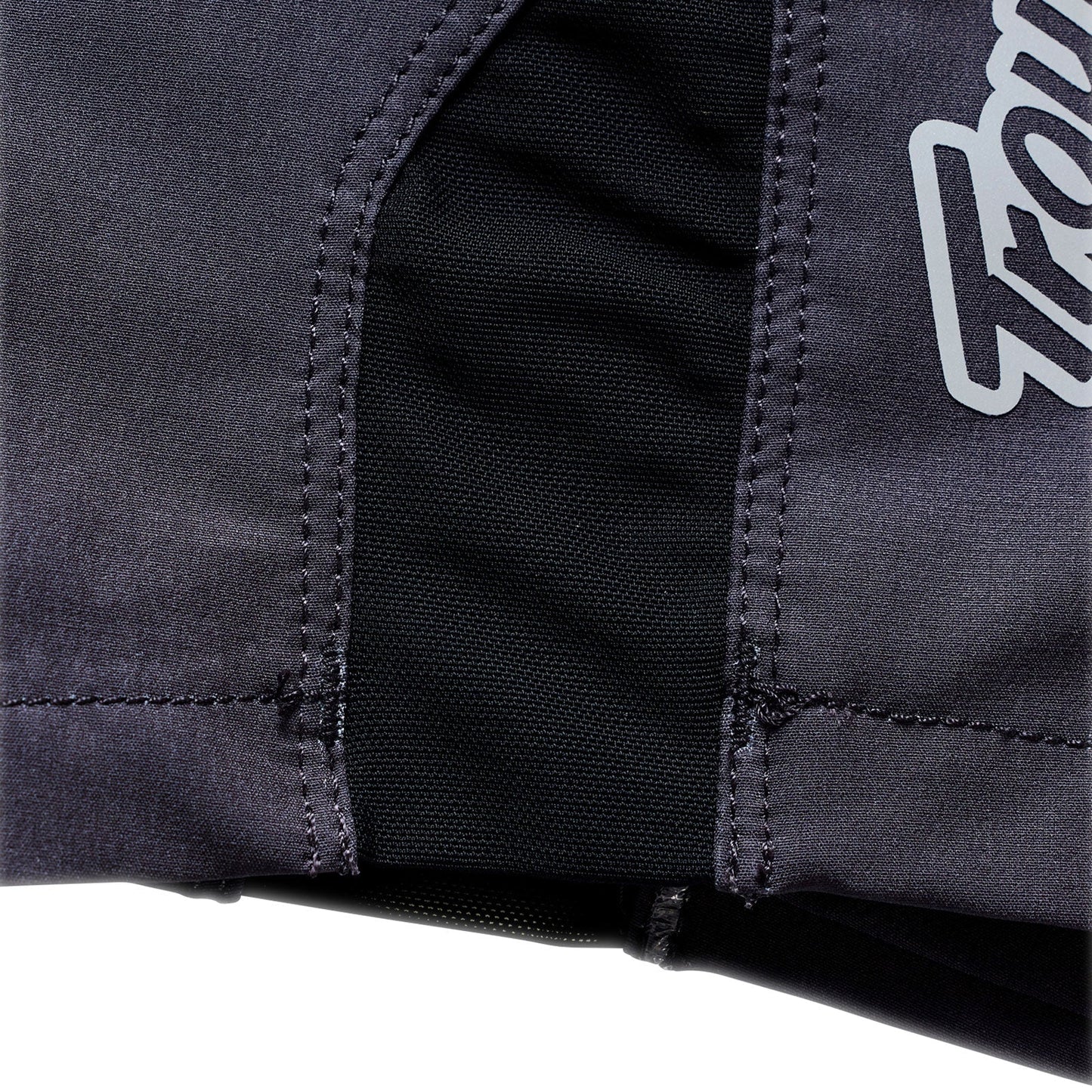 TROY LEE DESIGNS SKYLINE PRO MONO Carbon Shorts mit Liner BN3TH