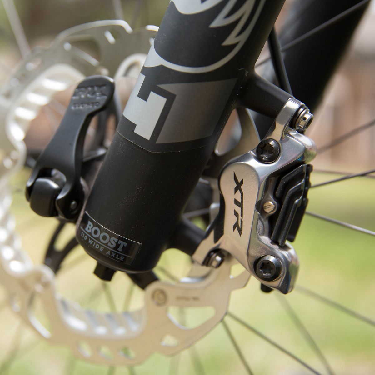 SHIMANO XTR M9120 4-Kolben J-KIT Bremsenpaar ohne Scheibe