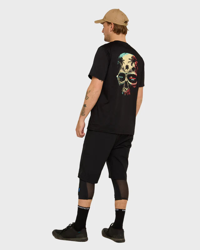 DHARCO TRAIL Shorts Schwarz