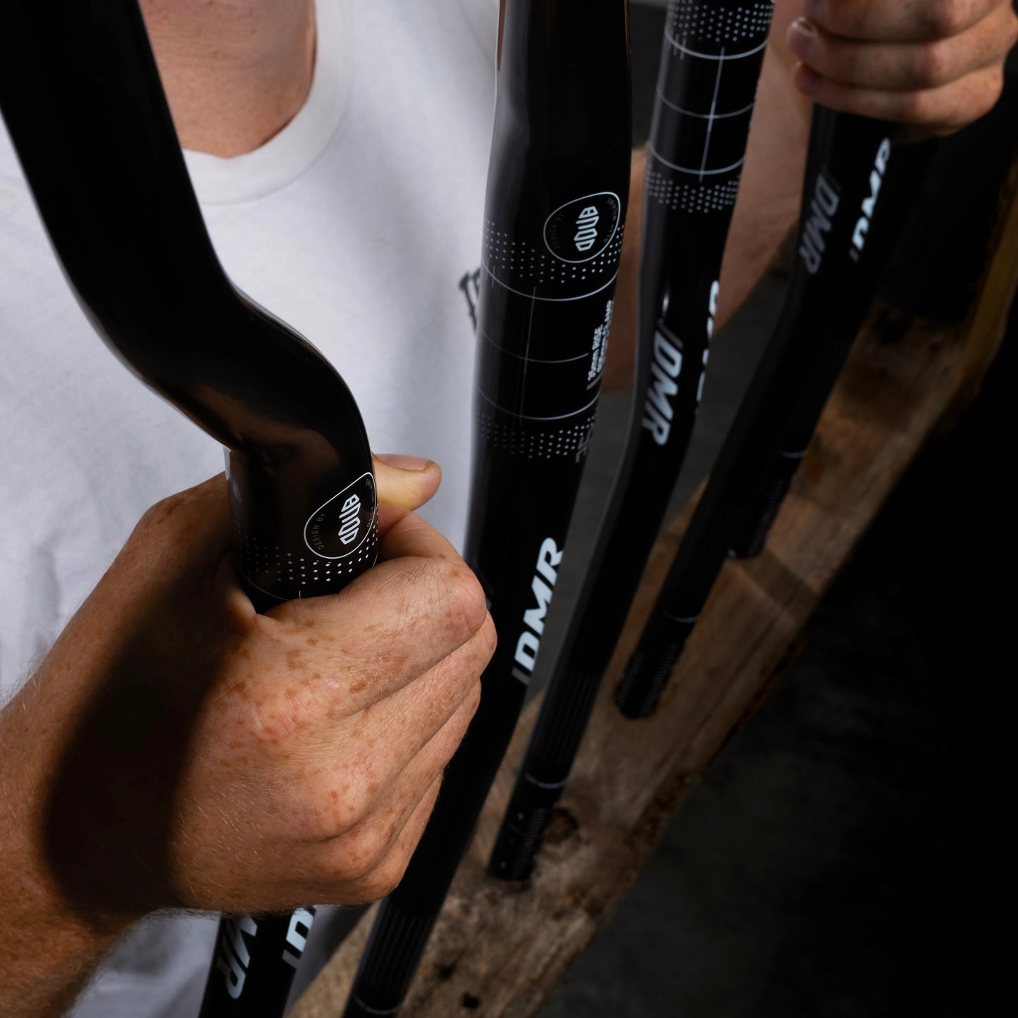 Kleiderbügel DMR 800 VIBROCORE Rise 65mm 780mm Schwarz