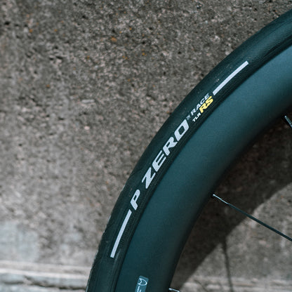 Reifen PIRELLI P ZERO RACE TLR RS 700c Tubeless Ready Schwarz