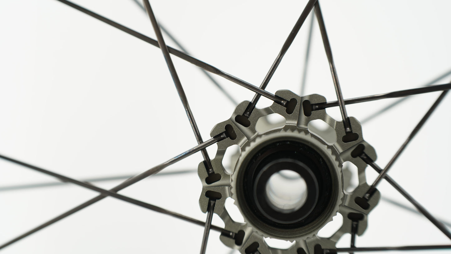 Laufradpaar SCOM AERO Tubeless Ready (Center Lock)