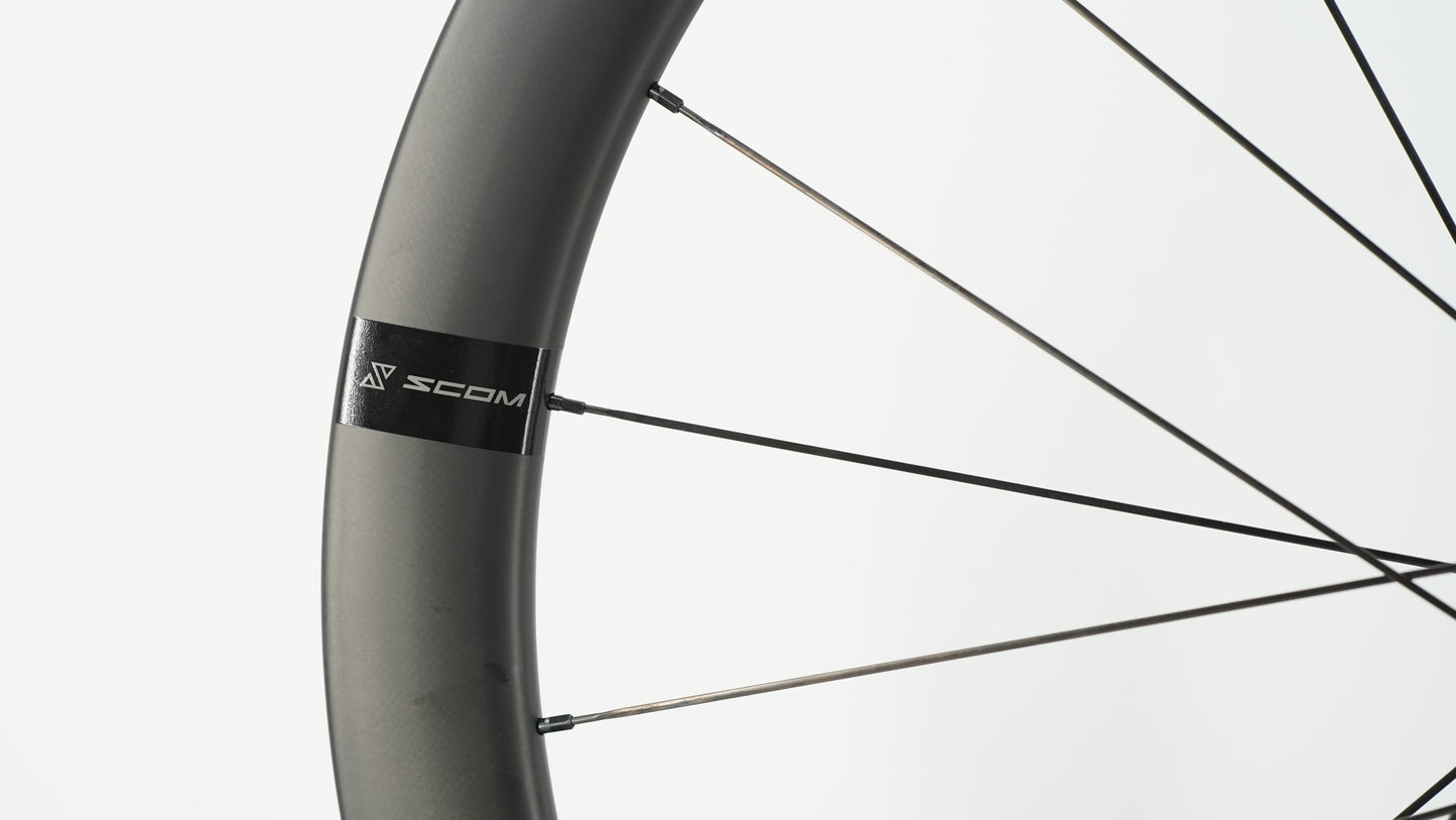 Laufradpaar SCOM AERO 50 Tubeless Ready (Center Lock)