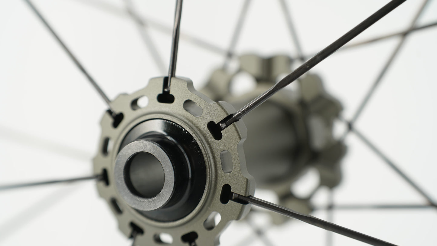 Laufradpaar SCOM AERO 50 Tubeless Ready (Center Lock)